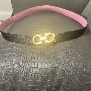 Salvatore Ferragamo Gancini Reversible belt flamingo pink and black